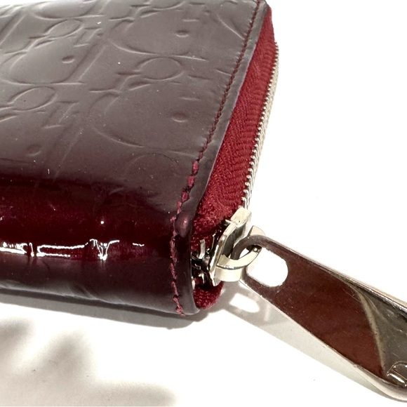 Dior Patent Leather Continental Wallet with Diorissimo Pattern - Picture 4 of 11